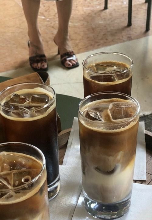modernlilithh's tweet photo. coffee coffee coffee https://t.co/kNTrKJvBt6