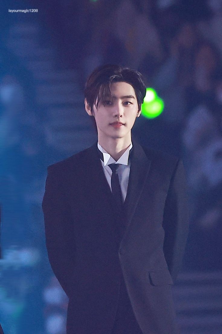 Sulinghoon's tweet photo. @jangwonyount @FromSupersonic “Di sini kita alias Promettere punya hadiah kecil buat Radiants, jadi jangan lupa dibaca dan diresapi. Semoga kalian suka, ya!” (https://t.co/EkfJSI2Ses) @FromRadiants @FromSupersonic @subFSS https://t.co/FohETswzm7