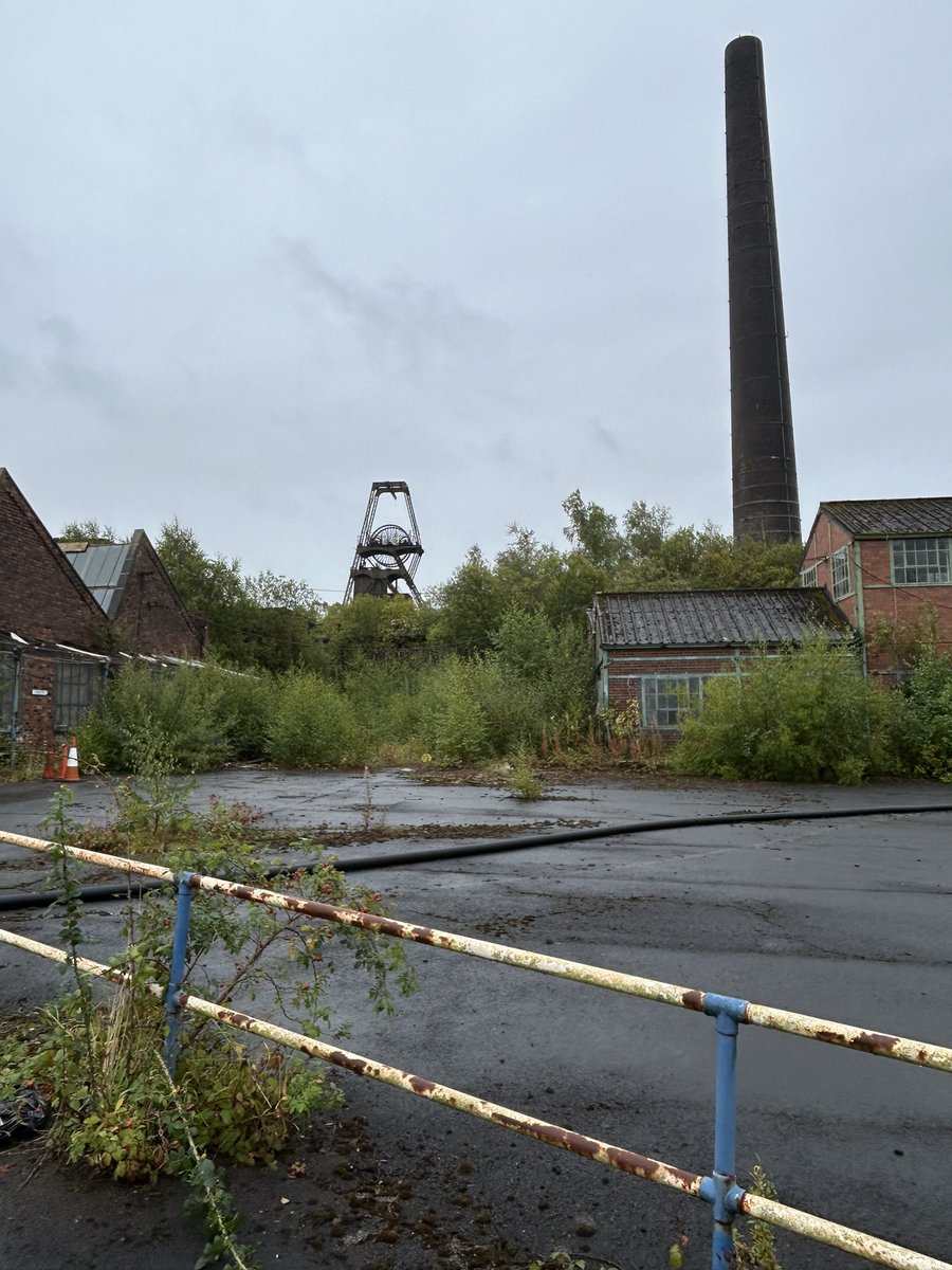tmcp1234's tweet photo. Something different today with a fantastic morning at #chatterleywhitfield for the @heritageopenday @PotteriesHSoc Wonderful volunteers giving a great insight into the history of our mines 👏 #mining #musuem #coal #stokeontrent #history @Bobp65 https://t.co/7vWxEOHeLx