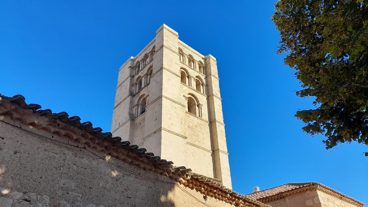 Día estupendo en Zamora. <a href="/agomezmeteo_tve/">Andrés Gómez</a> <a href="/anamaria190977/">Ana María Herrero</a> <a href="/ElTiempo_tve/">El Tiempo en TVE</a> <a href="/ElTiempoA3/">El Tiempo de Antena 3</a> <a href="/fcocachometeo/">Francisco Cacho</a> <a href="/lasextameteo/">La Sexta Meteo</a> <a href="/sibilafc/">Silvia Ferrer</a> <a href="/tomeandres/">Andrés Tomé</a> <a href="/martinraul16/">Raúl Martín☀️⛈🚴🏼‍♂️🎄🌟</a> <a href="/TiempoCyLTV/">El Tiempo en CyL</a>