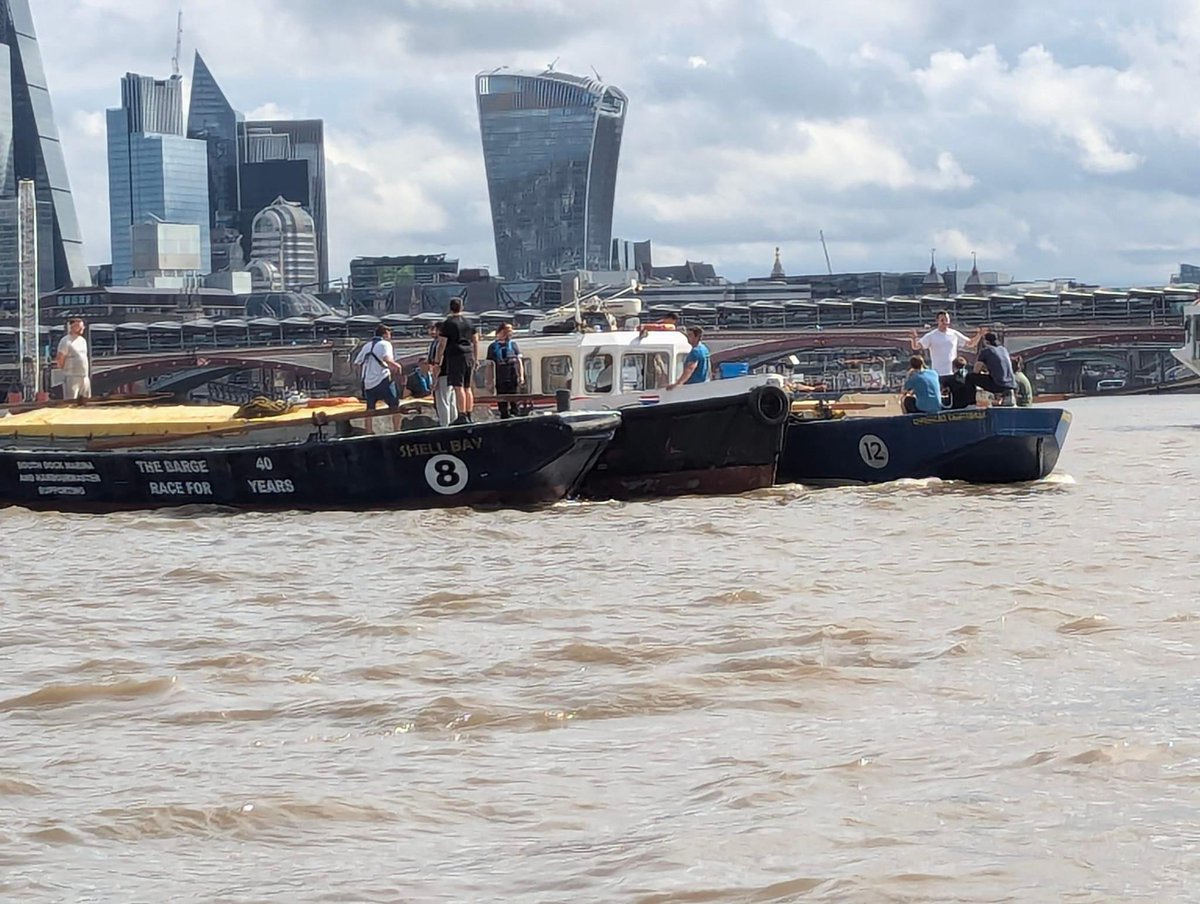 Charlie Bil tweet media