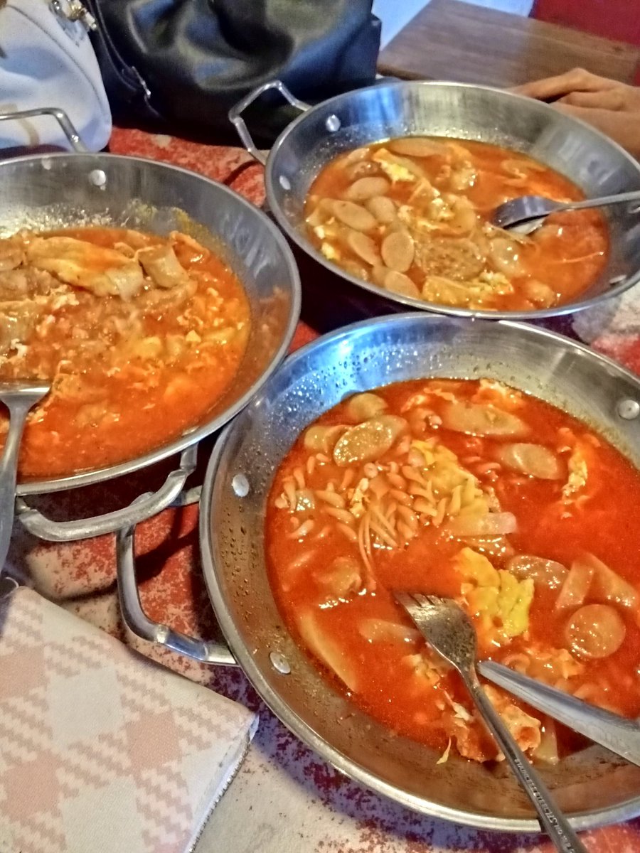 biteurvibe's tweet photo. abis mkan kebab dua diajakin nyeblak perut penuh bgt bjr https://t.co/UpyGCHDSCF