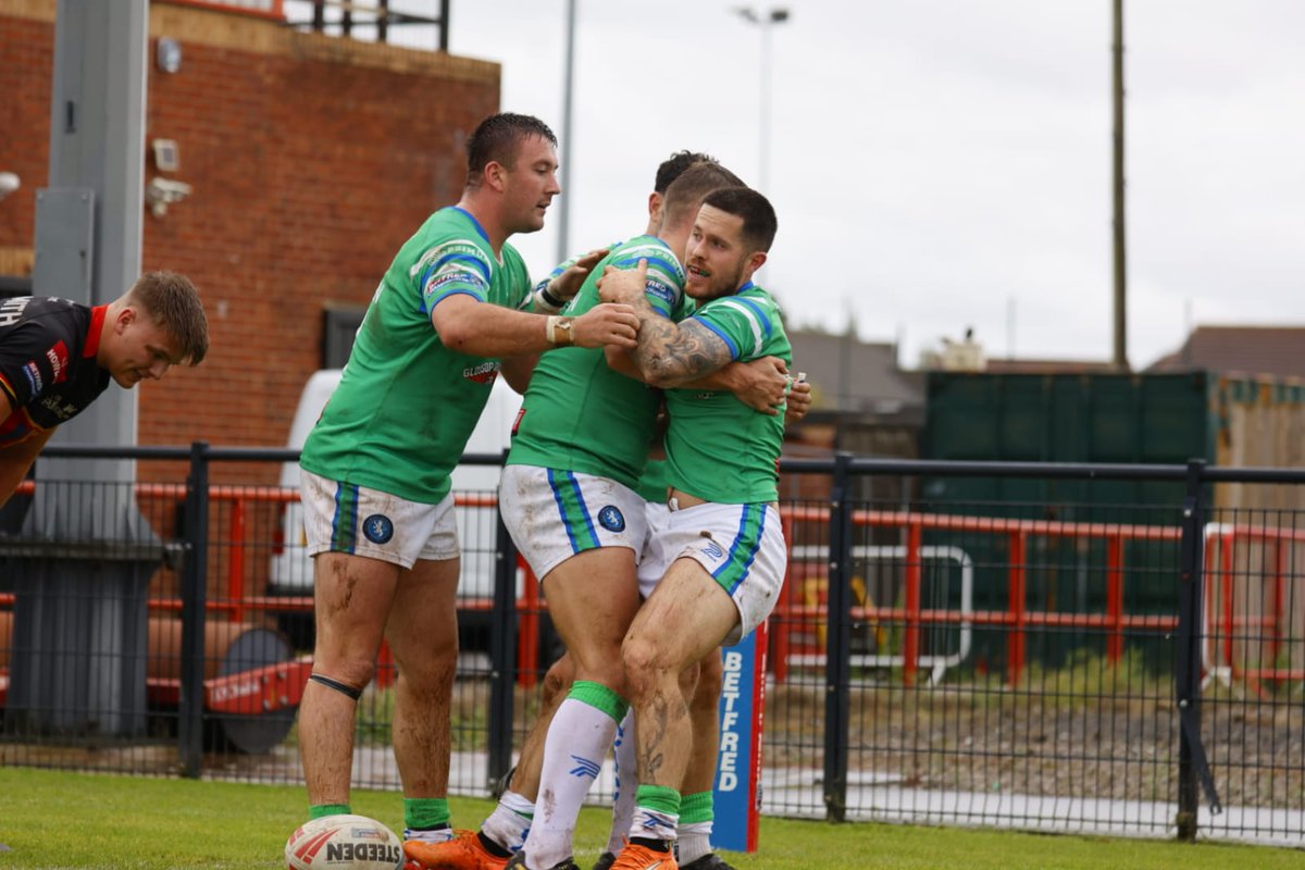 Dan in at the corner!
#COYL #OriginalLions