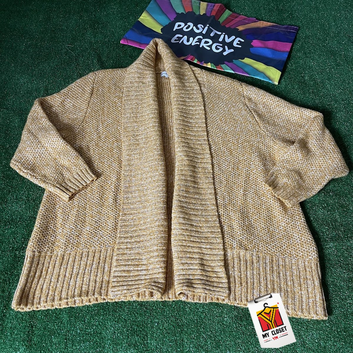 myclosetym's tweet image. Ava &amp;amp; Viv Open Front Long Sleeve Yellow Marbled Cardigan Sweater Plus Size 4X

#AvaAndViv #PlusSizeFashion #OpenFrontCardigan #KnittedSweater #3QuarterSleeves #Size4X #CasualChic #LayeringEssentials #BlackCardigan #EffortlessStyle #PlusSizeStyle
ebay.com/itm/1266745999…