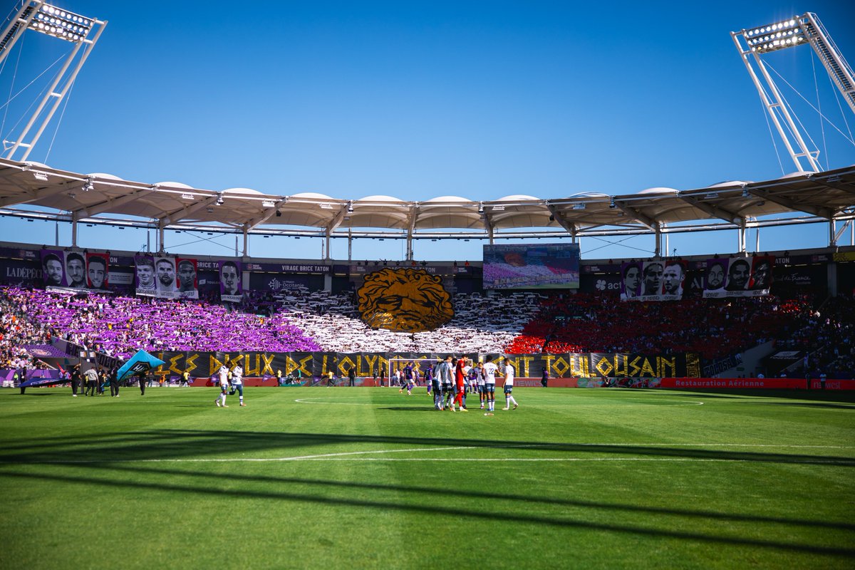𝐋𝐞𝐬 𝐃𝐢𝐞𝐮𝐱 𝐝𝐞 𝐥'𝐎𝐥𝐲𝐦𝐩𝐞 𝐩𝐚𝐫𝐥𝐞𝐧𝐭 𝐭𝐨𝐮𝐥𝐨𝐮𝐬𝐚𝐢𝐧

On salue le tifo des <a href="/Indians_Tolosa/">Indians Tolosa</a> et les médaillés olympiques et paralympiques présents pour faire la fête en virage Brice 🙂

#TFCHAC