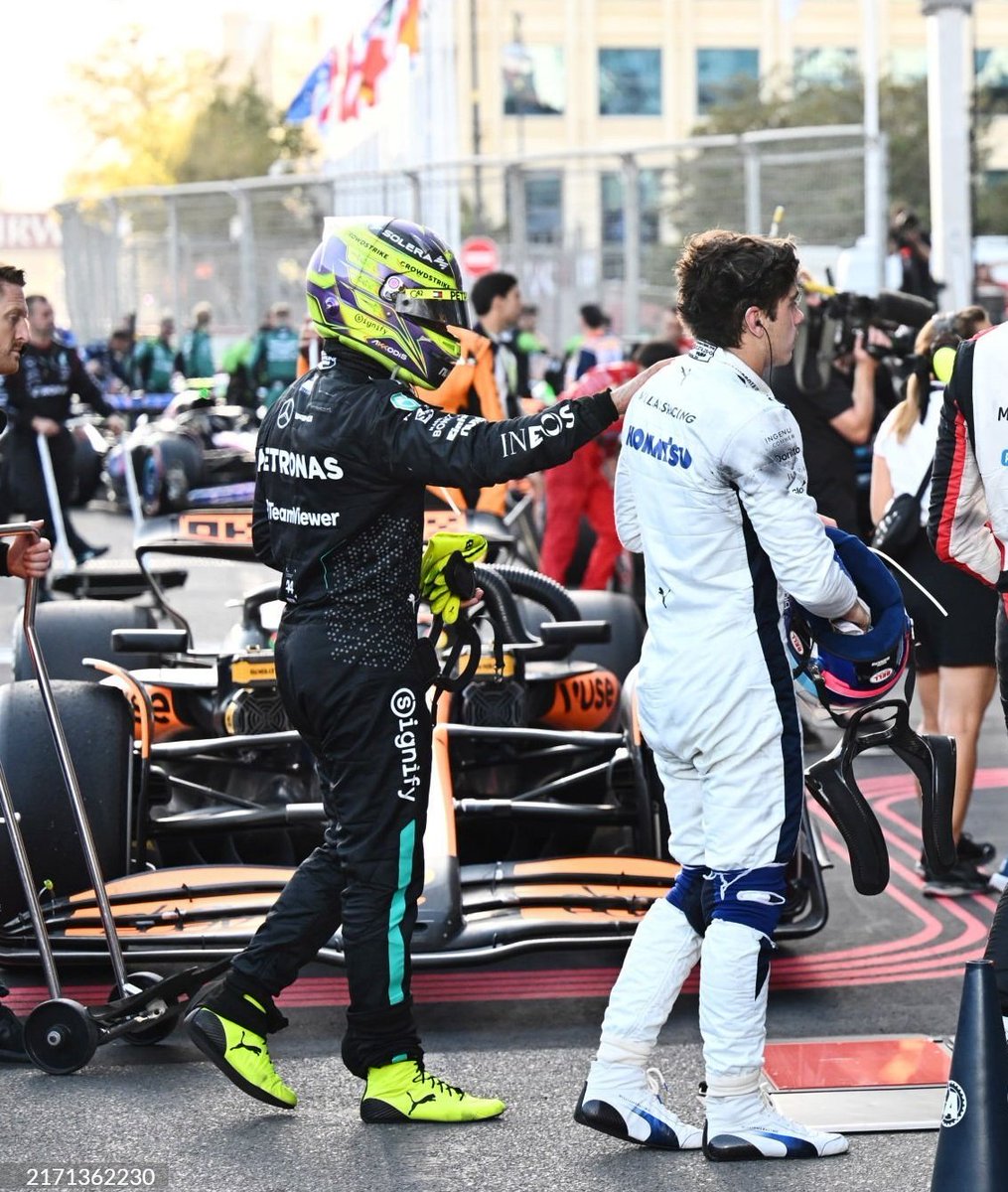 ¿Y este fotón? 🔥 🔥 🔥 

#F1 #AzerbaijanGP #FranColapintoEnF1
