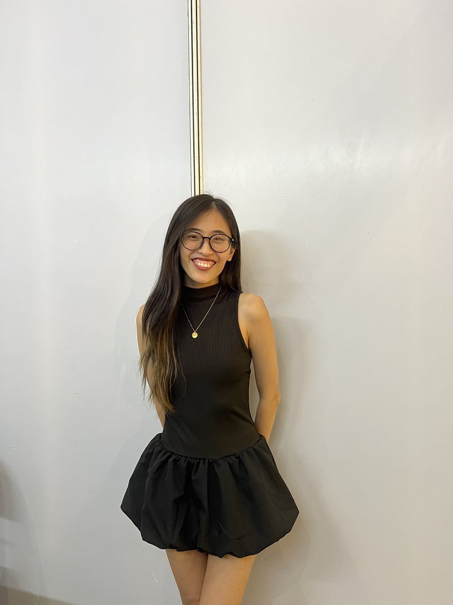 arrowheadswp's tweet photo. thank you everyone 😭🥹 kahit na unofficial event, thank you for stopping by sa MIBF, for saying hi, for all the gifts 💘 my heart is so full! https://t.co/HV9b6ErK8R