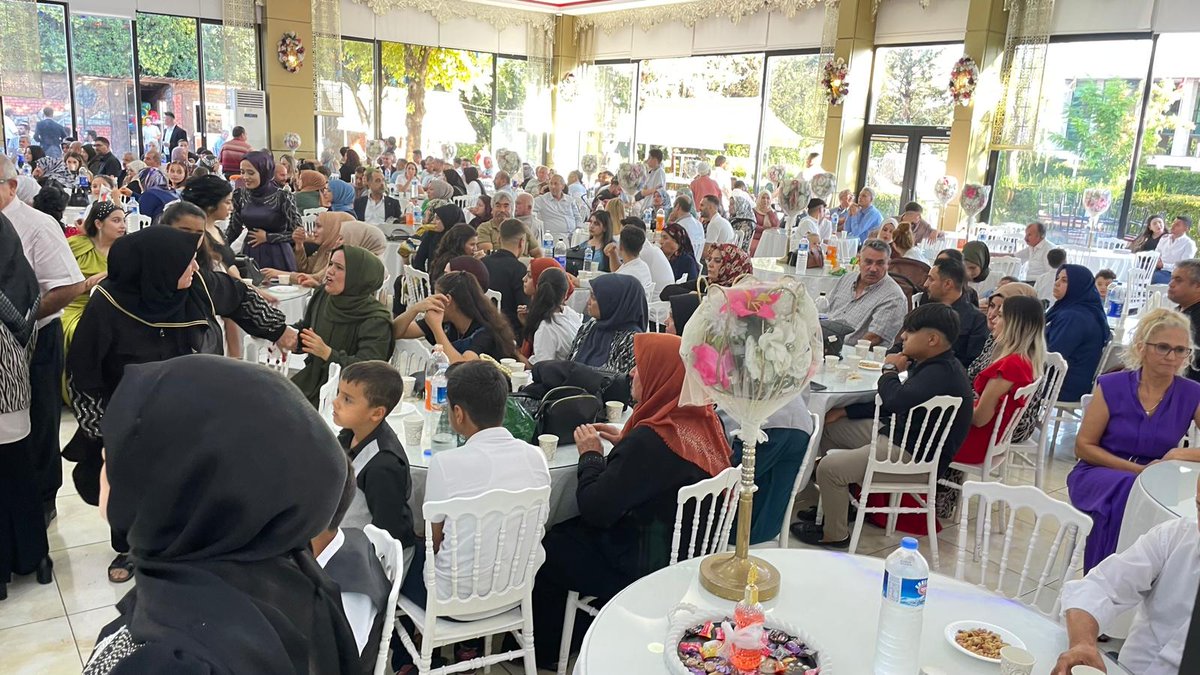 Av. Hasan TEKE (@av_hasanteke27) on Twitter photo AKTAN ve KURT ailelerinin evlatlarının düğünlerine iştirak ettik.
Büyükşehir Belediye Başkanımız <a href="/FatmaSahin/">Fatma Şahin</a> nin de selam ve hayırlı olsun dileklerini ileterek genç çiftlere bir ömür mutluluklar diledik.
<a href="/RTErdogan/">Recep Tayyip Erdoğan</a> <a href="/fahrettinaltun/">Fahrettin Altun</a> <a href="/FatmaSahin/">Fatma Şahin</a> AKTAN ve KURT ailelerinin evlatlarının düğünlerine iştirak ettik.
Büyükşehir Belediye Başkanımız <a href="/FatmaSahin/">Fatma Şahin</a> nin de selam ve hayırlı olsun dileklerini ileterek genç çiftlere bir ömür mutluluklar diledik.
<a href="/RTErdogan/">Recep Tayyip Erdoğan</a> <a href="/fahrettinaltun/">Fahrettin Altun</a> <a href="/FatmaSahin/">Fatma Şahin</a>