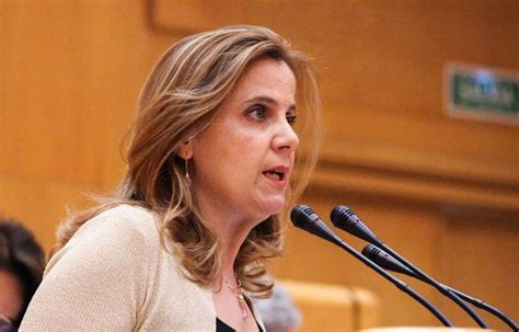 rezaporpolitico's tweet photo. Hoy rezamos por ESTHER BASILIA DEL BRÍO GONZÁLEZ
@BrioSenado es senadora de @popular por Salamanca
PORTAVOZ del PP en la COMISIÓN DE ECONOMÍA, COMERCIO Y EMPRESA
Doctora y Catedrática en Economía

#Estasemanarezamosx
#RezaPorUnPolitico https://t.co/m08KQCGqGc