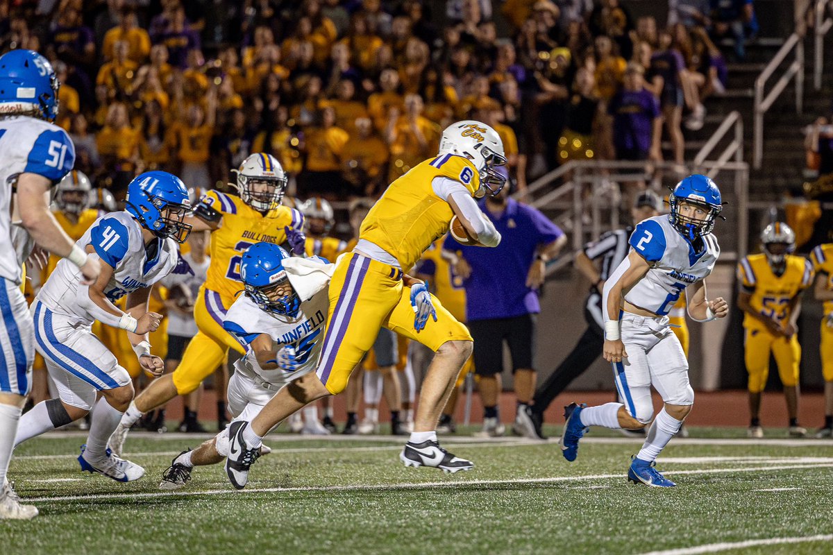4A QB to Watch: Jordey Pierce of Ark City (6’4” 200 Jr) was huge in the upset win beating Salina Central, 31-30, as he had 360 yards passing with four touchdowns. Pierce has been in the lineup since his freshman year in multiple sports, also a standout LHP⚾️ and is now a junior