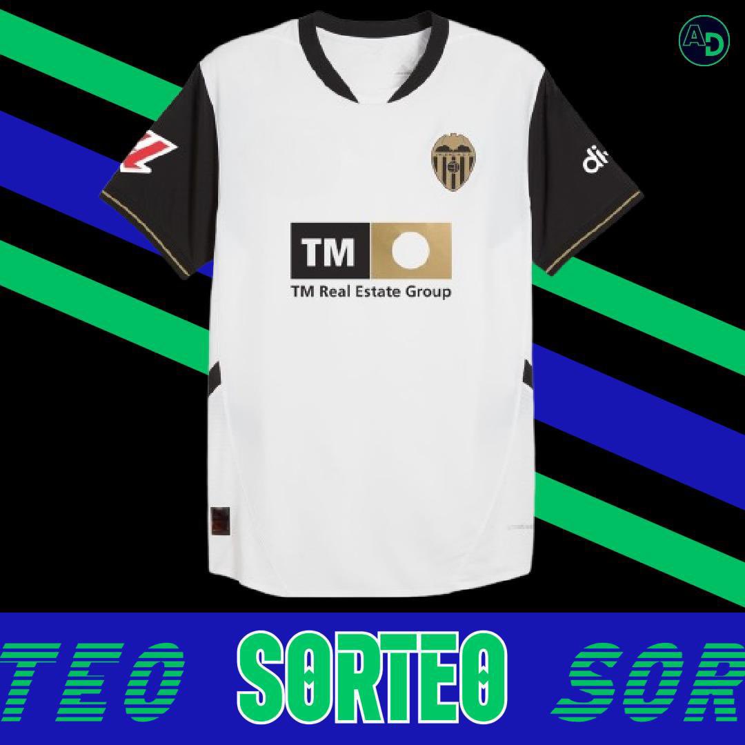 AfDeportiva_'s tweet photo. 🎁 𝐒𝐎𝐑𝐓𝐄𝐎 𝐂𝐀𝐌𝐈𝐒𝐄𝐓𝐀 𝐕𝐀𝐋𝐄𝐍𝐂𝐈𝐀 𝐂𝐅

📌 Si el Valencia CF gana esta noche contra el Atleti con gol de Diego López, sorteamos la camiseta de la temporada 2024/25.

⚠️ Condiciones para participar:

1️⃣ RT
2️⃣ SEGUIDNOS

🍀 ¡Mucha suerte a todos los participantes! https://t.co/O5z5uWyh0n