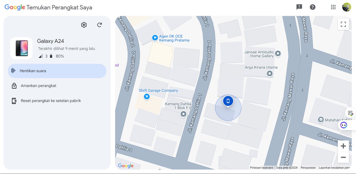 [ Help RT ] 

Jadi HP gue hilang di acara Midori Festival Green Pramuka Mall pas gue lacak udah ada di bekasi menurut maps alamatnya di Jl. Kemang Dahlia 1 G No.5, RT.007/RW.036, Bojong Rawalumbu, Kec. Rawalumbu, Kota Bks, Jawa Barat 17116. Soalnya banyak data penting. Makasih...