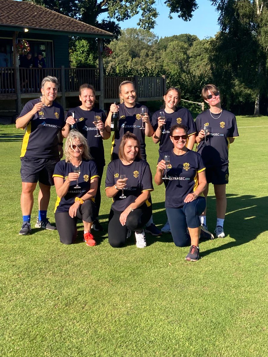 Wonderful result for our ladies yesterday in the hundred competition plate final away at <a href="/AstonInghamcric/">🏏Aston Ingham Cricket🏏</a>. Top performance at a super venue.  #UTH #chickendinners