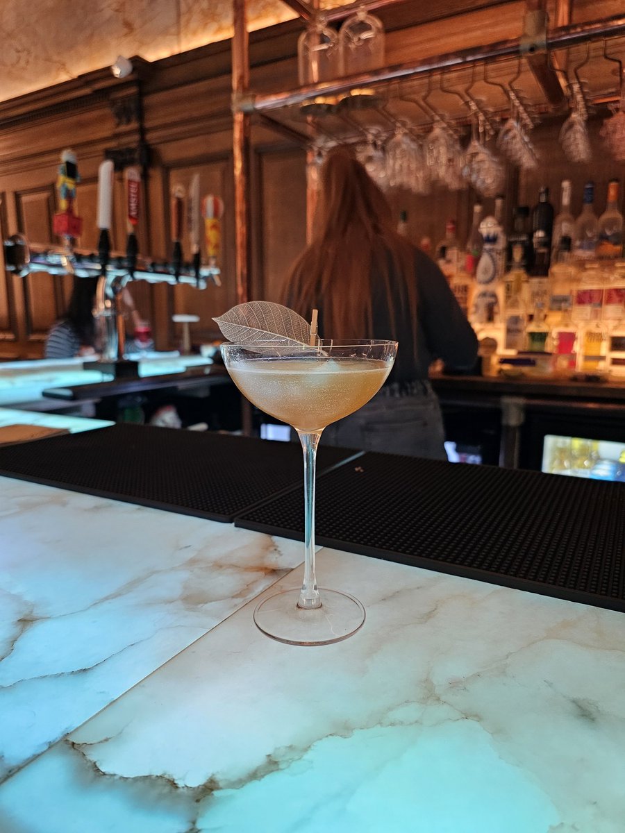 NEWCASTLECITYU1's tweet image. Welcome to Bar 297 Vampire Rabbit. Very good cocktail and the lasses serving the cocktails were quality. We will be back again
 Huge upgrade on the Continental 
#allthebars #nufc #gatesheadfc #follow4follow #f4f