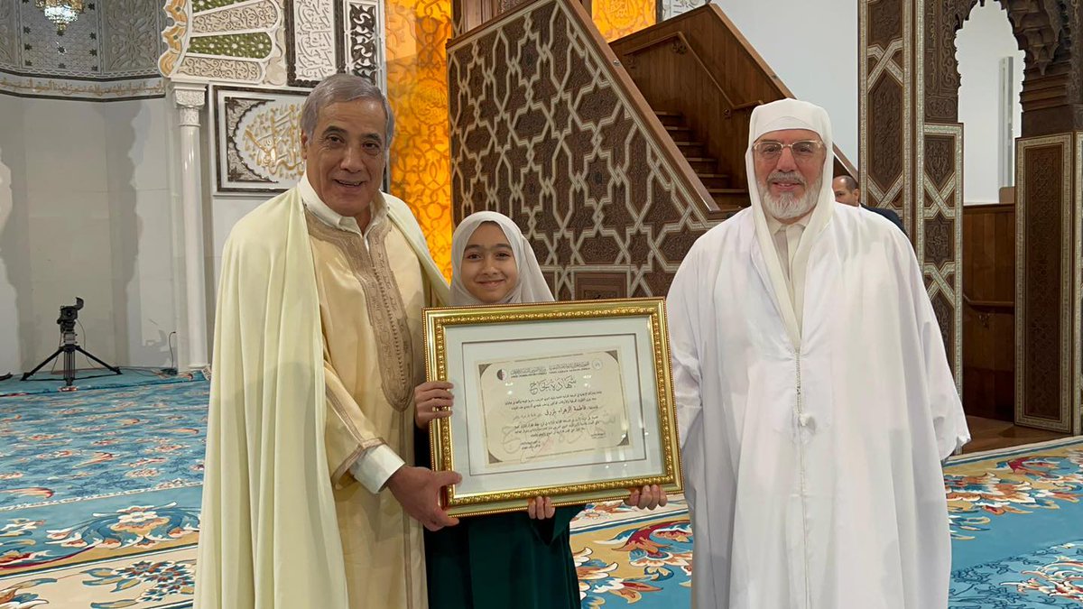 الوزير الأول يشرف على احتفالية المولد النبوي الشريف
tinyl.io/BSEt