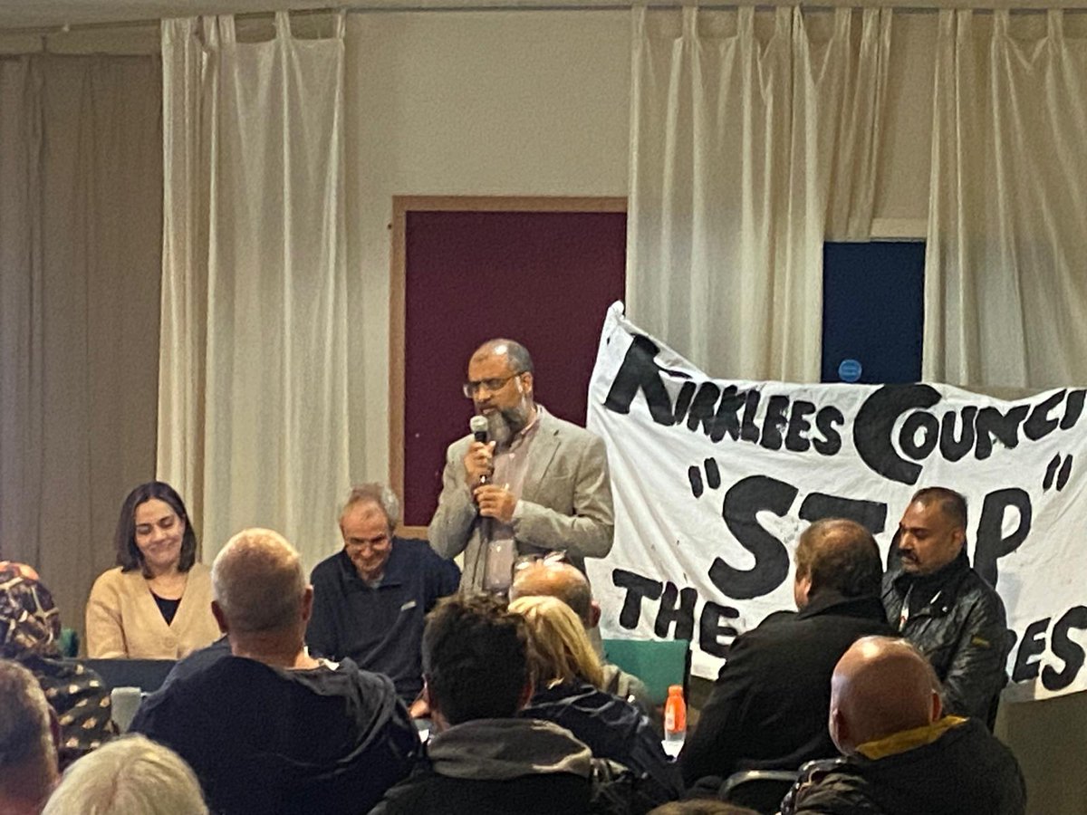 iqbalmohamedMP's tweet photo. I spoke at an inspiring meeting today organised by the Save Dewsbury Sports Centre campaign. It was great to see so many people positive, determined and united to reopen an invaluable community resource that has been closed for over 12 months. Next step in the campaign is a lobby of the Full Council Meeting, Huddersfield Town Hall @ 4.30pm on Wednesday Sept 18th. I’ll be there. Please join with me and the Save DSC campaign team to make your voice heard.