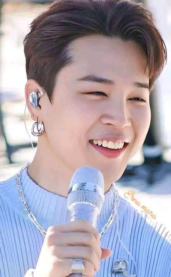 snchez_gina's tweet photo. @Eqpo_JiminLatam #JIMIN #BellezaNatural #CarismaÚnico #SencillezQueEnamora #EternoEncanto #OrgulloARMY
PARK JIMIN eres muy tierno con una sonrisa encantadora y unos ojos hermosos, eres una persona maravillosa y de buen corazón https://t.co/CZ3zEpAuXs