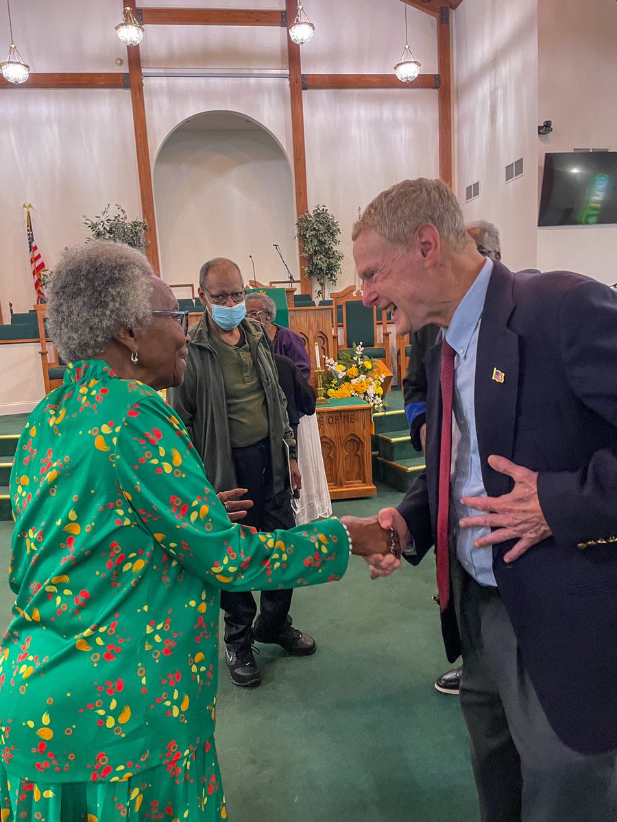 PastorSB1's tweet photo. Honored to have @Mal4Congress at B1 Church today. His message on "Register to Go Vote" was inspiring, reminding us of the power we have in shaping our community. #RegisterToVote #CivicEngagement https://t.co/HOV2v5X6bL