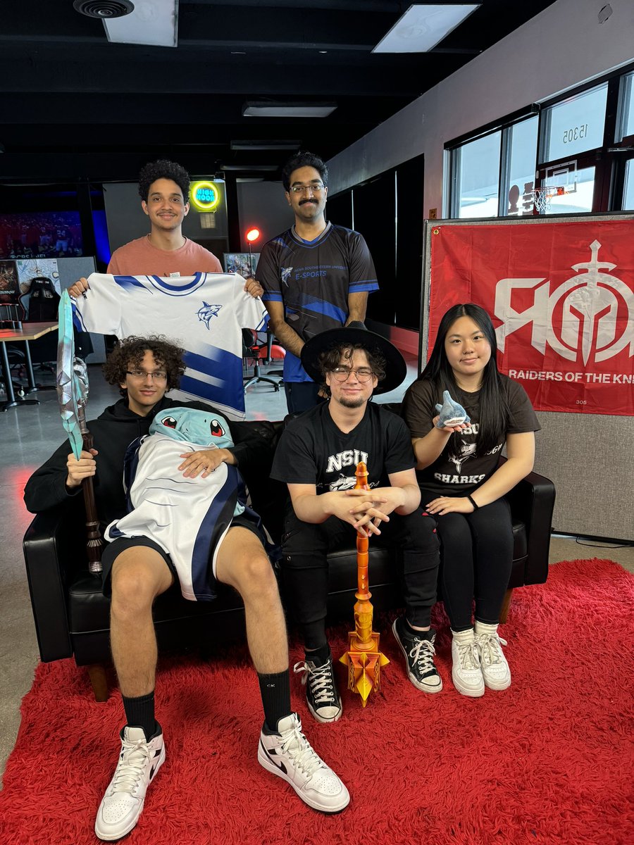 ROKesports's tweet image. Thank you @NSUFlorida esports for coming through and winning our Valorant monthly tournament! 

Next one will be the last weekend of October! 

Go 🦈’s

@ShocTen @ItzJessycuh
