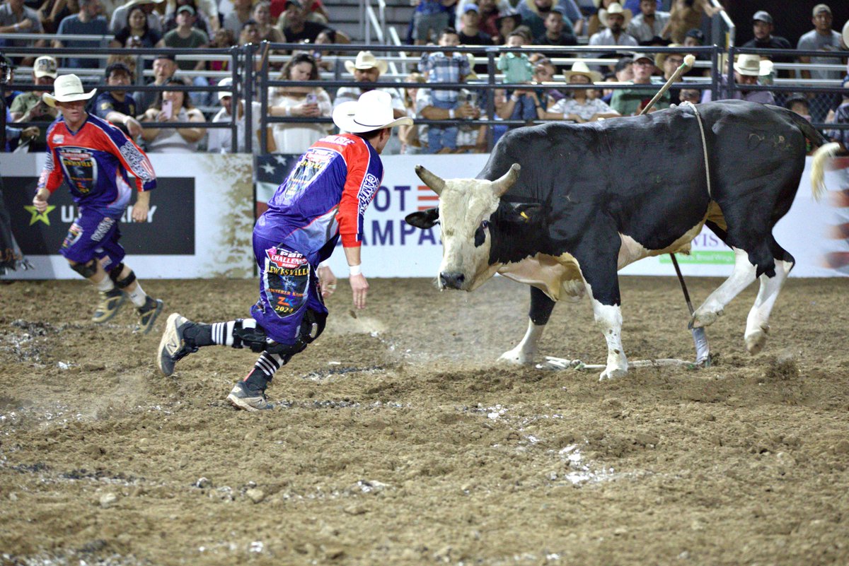 AllSportsLB's tweet photo. last night in lewisville was the professional bull riding .... what an exciting event !!!!!!!!! ..... https://t.co/jKRJyGE9yN