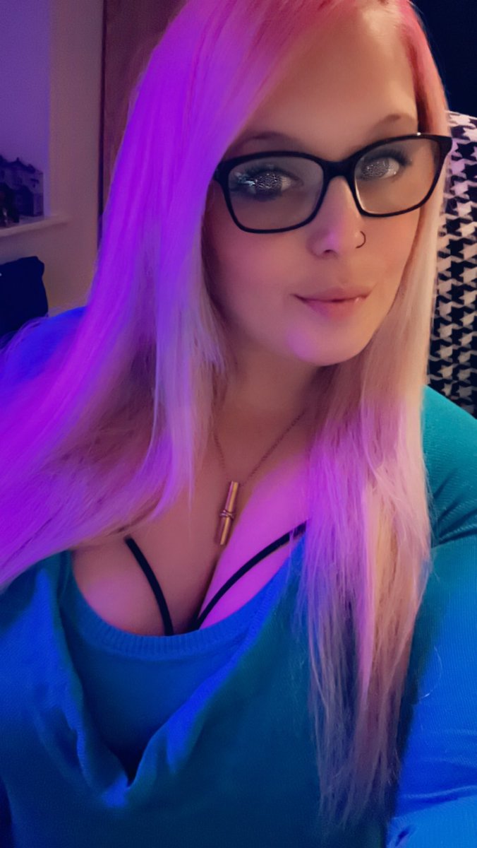 StacieeBabiee93 tweet media