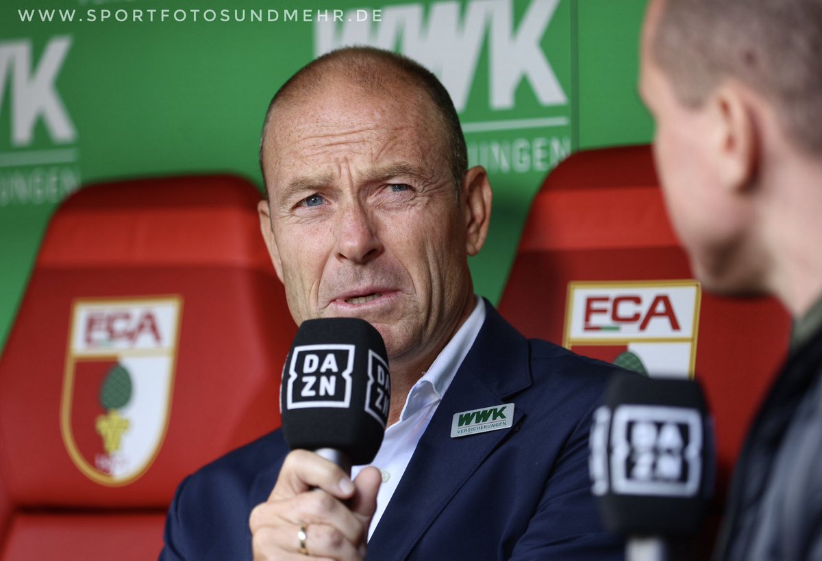Sportfotowag's tweet photo. #FcAugsburg #FcStPauli #Buli https://t.co/XyYepdxdhY
