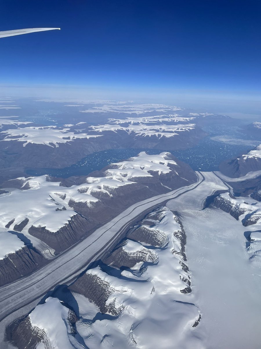 Clover_88's tweet photo. @Xeno_lith @phaneritic I was lucky enough to fly over Greenland on a very clear day and collected these. I thought you’d like to see them. https://t.co/OExzqmVTPd