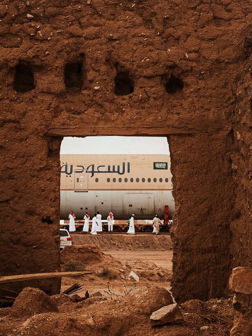 lomAf_Z2299's tweet photo. @Turki_alalshikh ماصورت بس تراني استاهل هديه بعد 🥹🥹

دارنا .. دار الأماني .. والأمان .. المستديم 
والسلامه والهنا والنور والمجد المسطّر 

دمت الذخر والفخر للشعب العظيم 
كل ما قالوا نجاح يرفرف الخفّاق الاخضر

كل عام وموطن النهضة على العلياء يقيم 
ودام عزك يابلادٍ ، عزها  بـ الله أكبر 💚🇸🇦🇸🇦 https://t.co/XRZ7rWVfUl