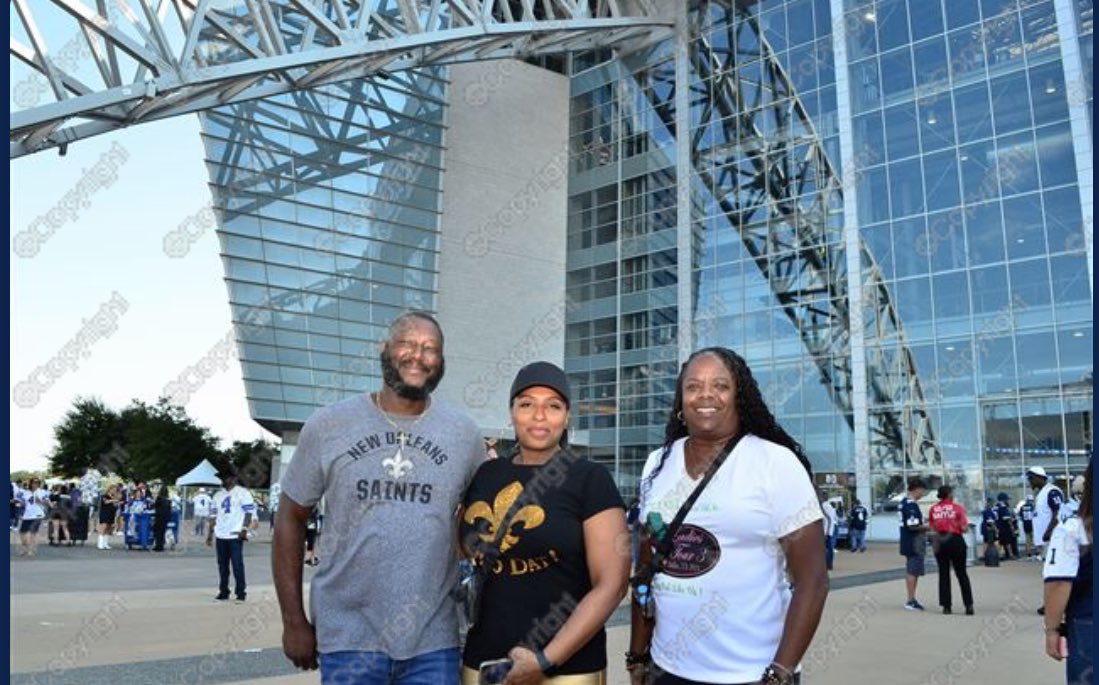 FrannieMonique's tweet photo. Let’s go SAINTS!! #CowboysNation #Saints https://t.co/H2NpmsTWGT