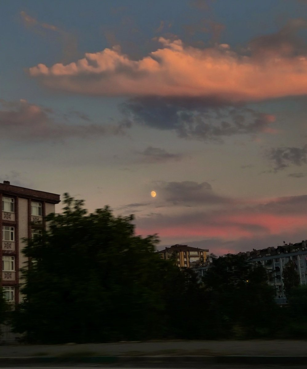 Yeni hayatımıza giriş yaptık. Bismillah diyelim..