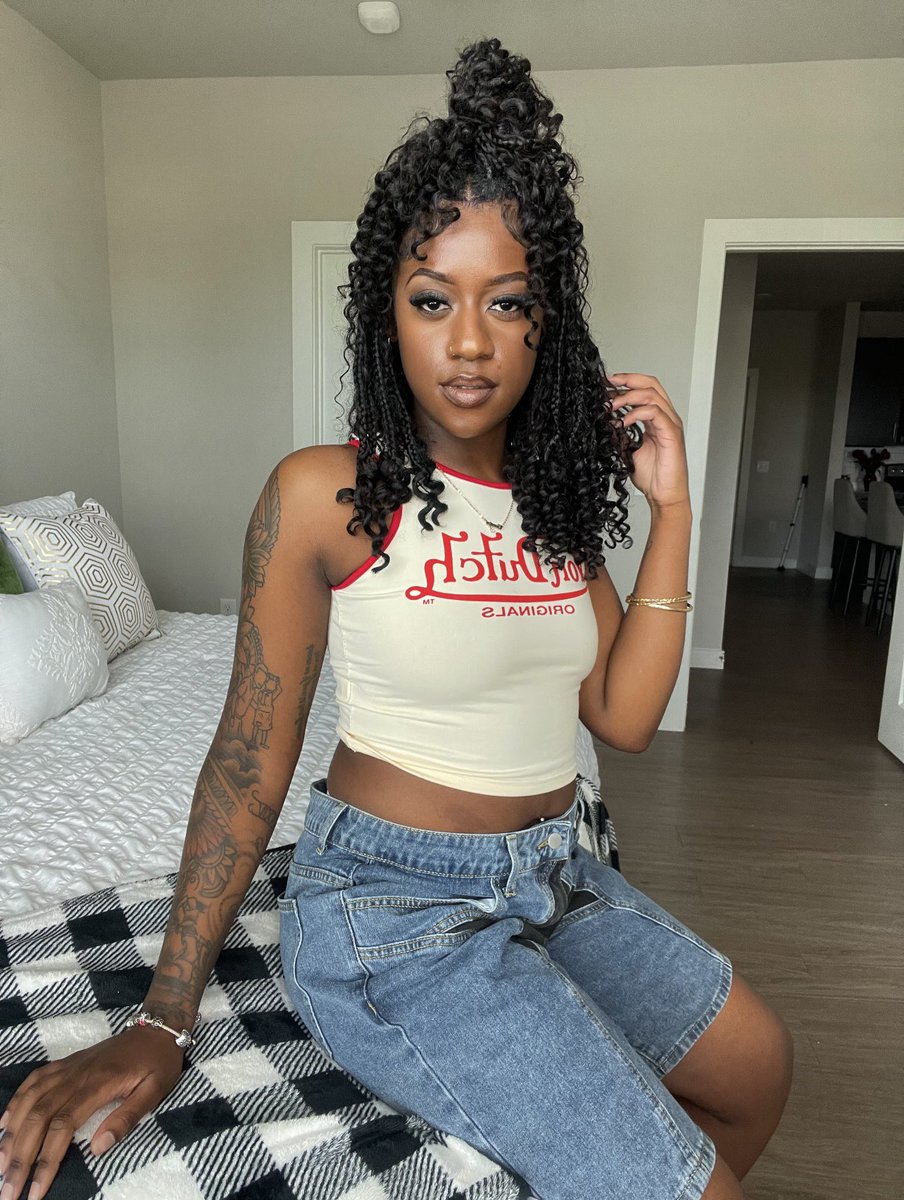 kimberlina tweet media