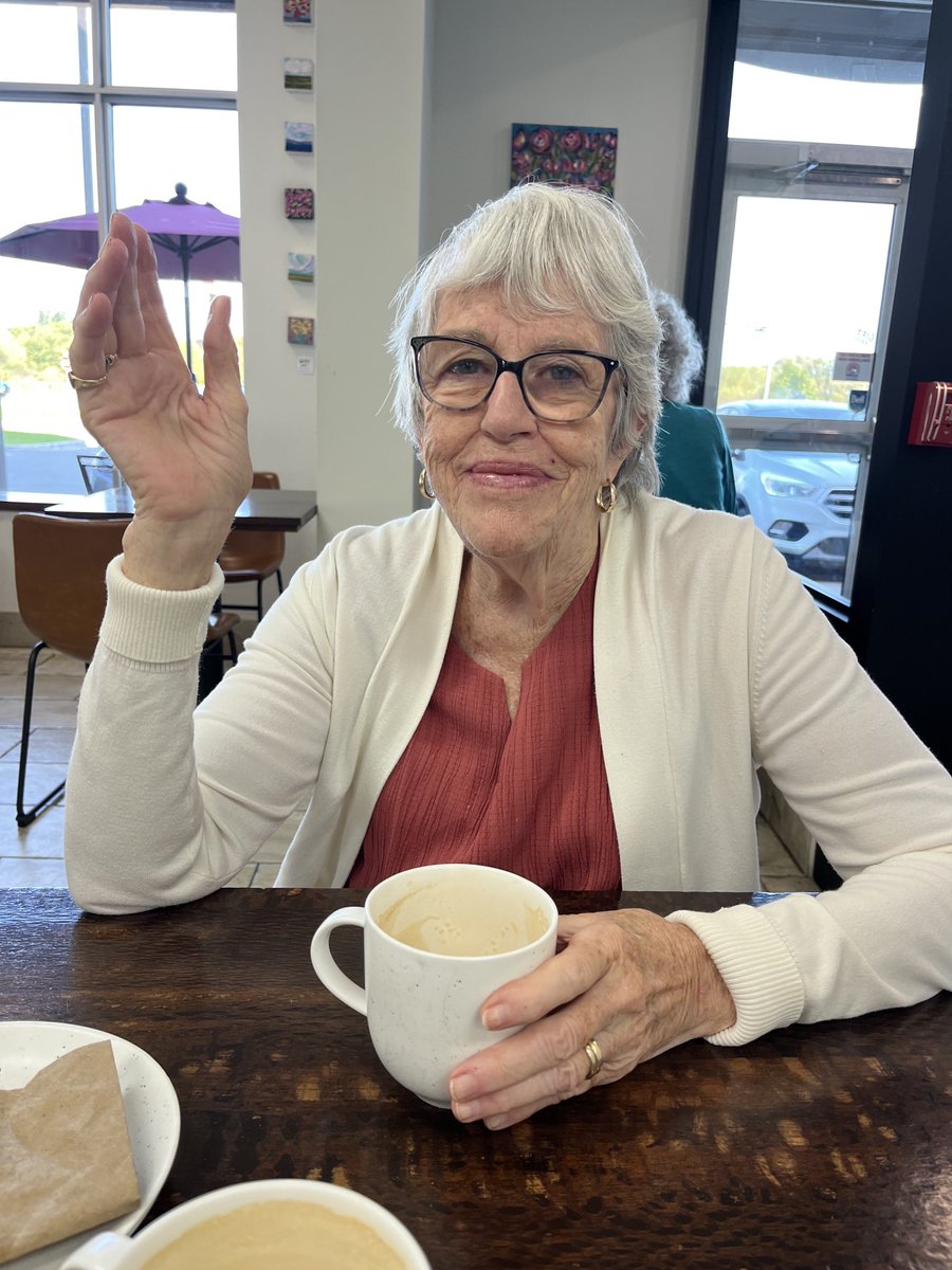 Terri Daniel tweet media