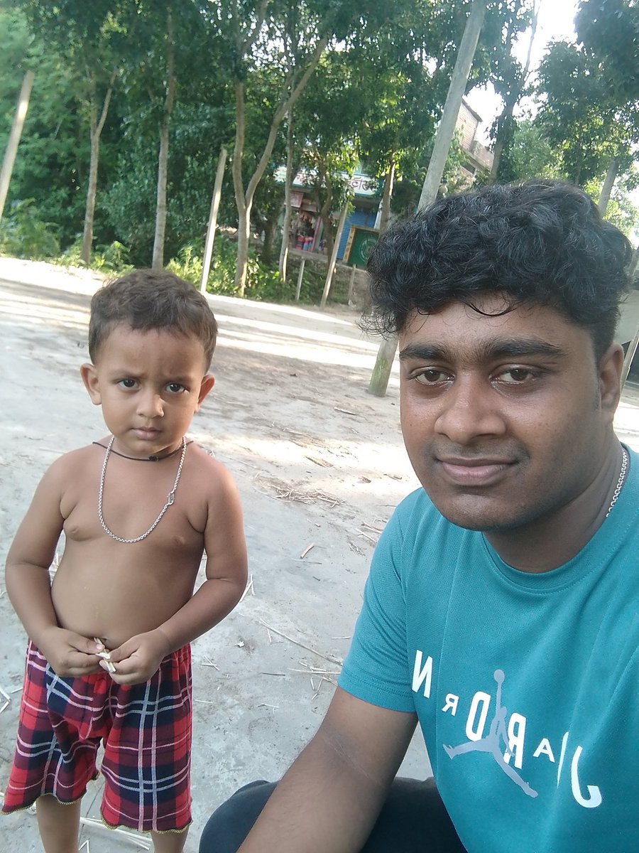 Mahmud72Shimul's tweet photo. আছি তো https://t.co/UR51h6XTKB
