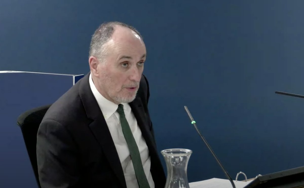 The inquiry asked Clive Beggs, a professor of engineering at Leeds Beckett University, to write this 114-page report into the subject. He now thinks that airborne or 'aerosol' spread is not just possible, but the MAIN way Covid is transmitted.
covid19.public-inquiry.uk/wp-content/upl…