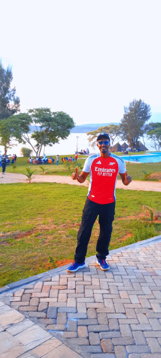 WilliamGooner's tweet photo. Red, now and forever. If you know you know....#ARSTOT #NLD #COYG Always feels special beating them... https://t.co/sILoyNHLkN