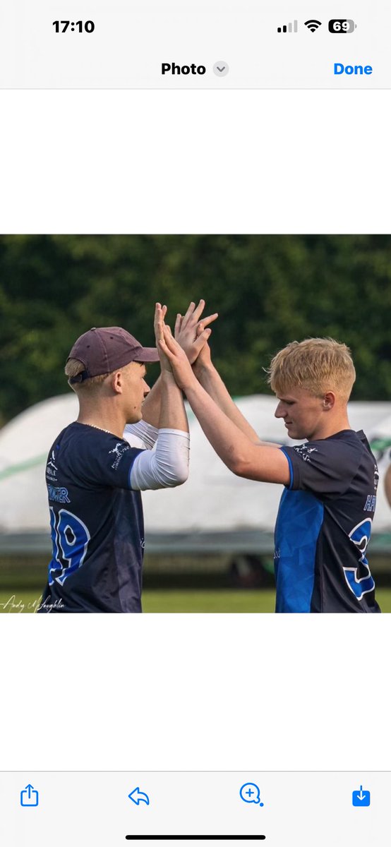 TheCricketPad's tweet image. Henry Proctor (far right) is having a fantastic season in the last 6 weeks he has taken 22 wickets including a hatrick (2) 5fors) bowling his mystery leg spin. 

Yesterday 7-43 against Garstang cc coached by Amal Dalugoda over the last 3 years. Henry take a bow 😁😁😁