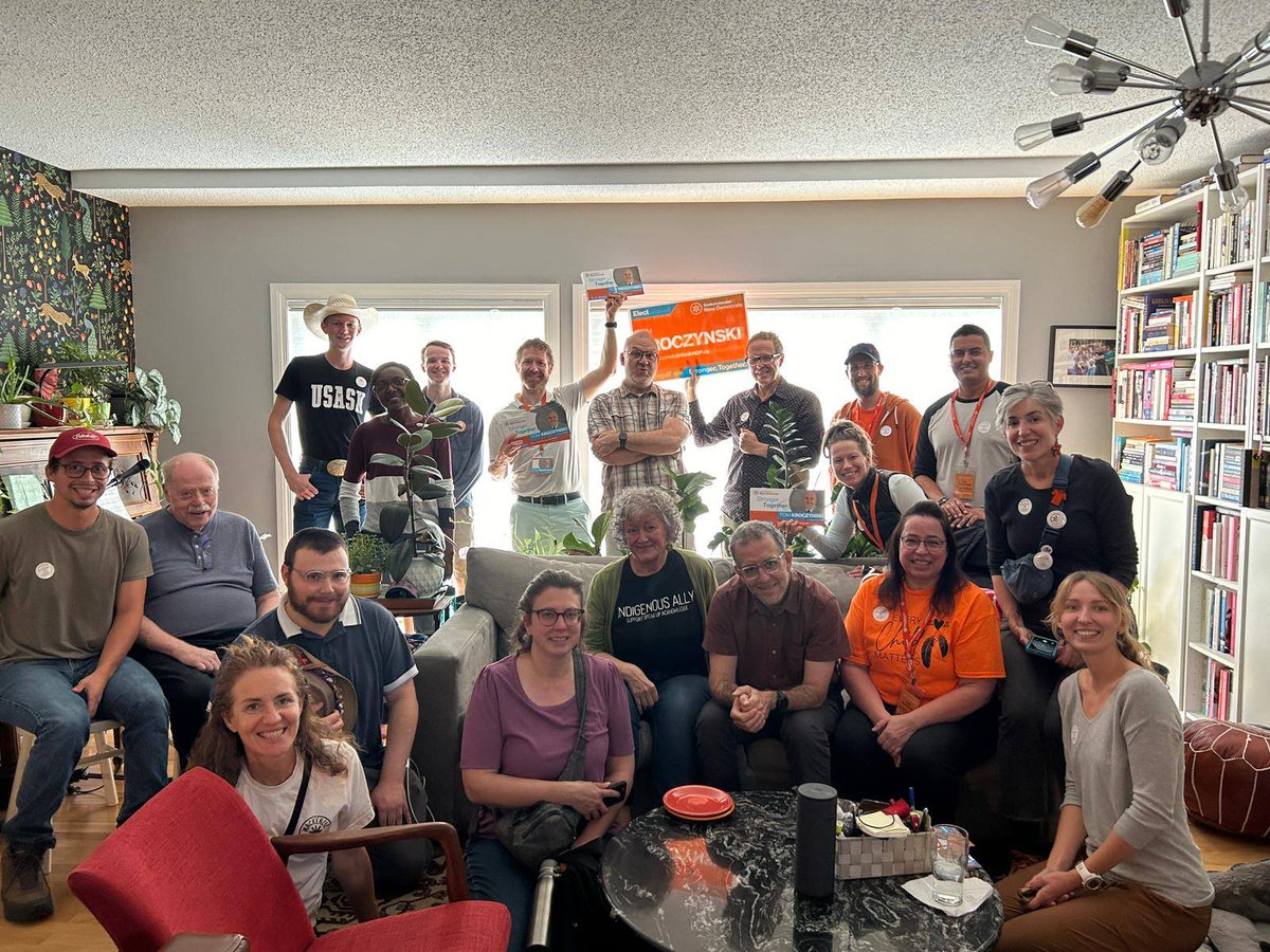 AdamT_NDP's tweet photo. I am so thankful to have helped canvass for @TomKroczynski in the #Battlefords yesterday to talk education. Not only did I get to work with Tom but so many other awesome candidates and volunteers. It was a beautiful day filled with great conversations!
#ItsTimeForAChange #SaskNDP https://t.co/ncXCZX8SAy