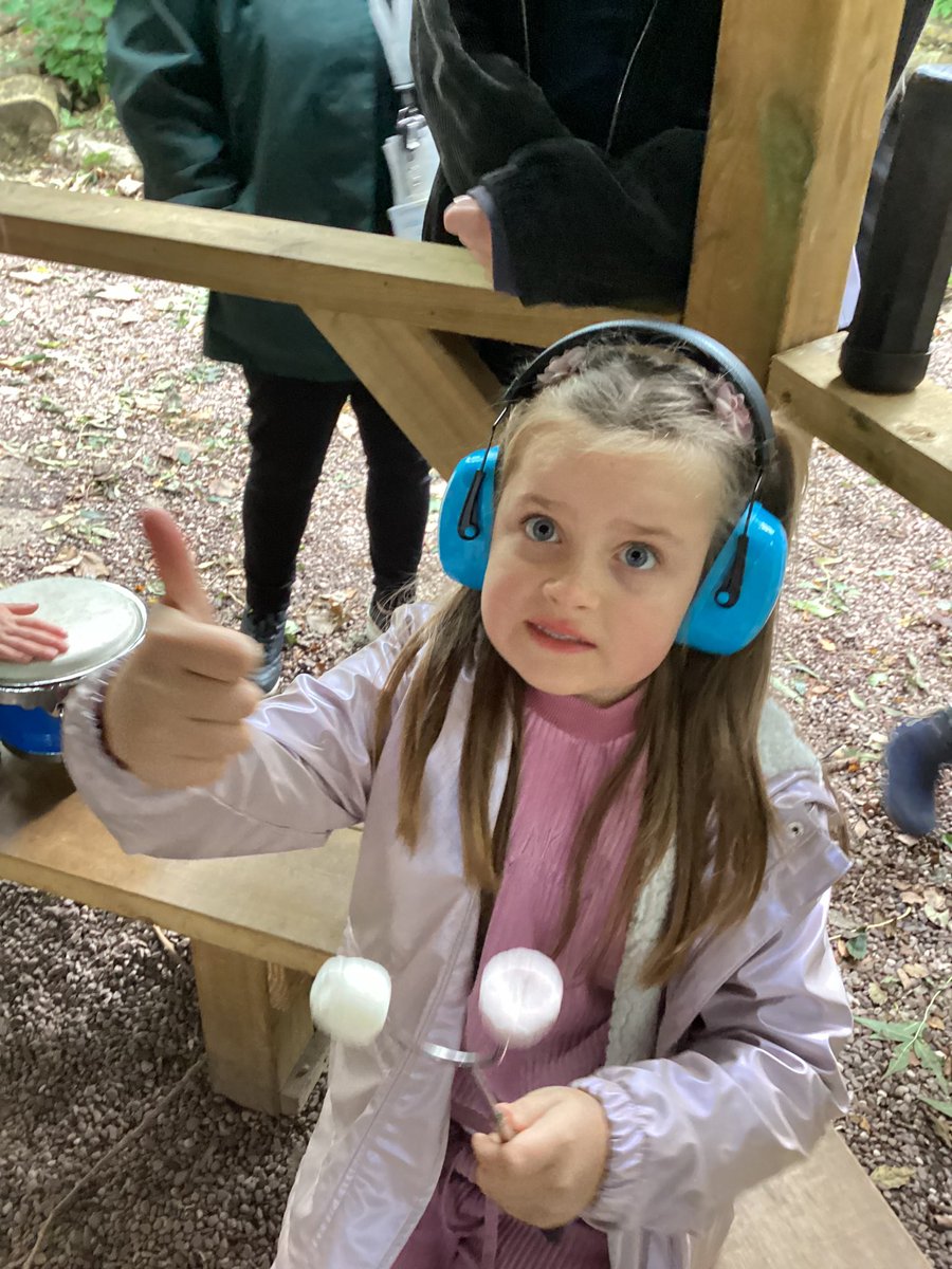 DeePointPine tweet media