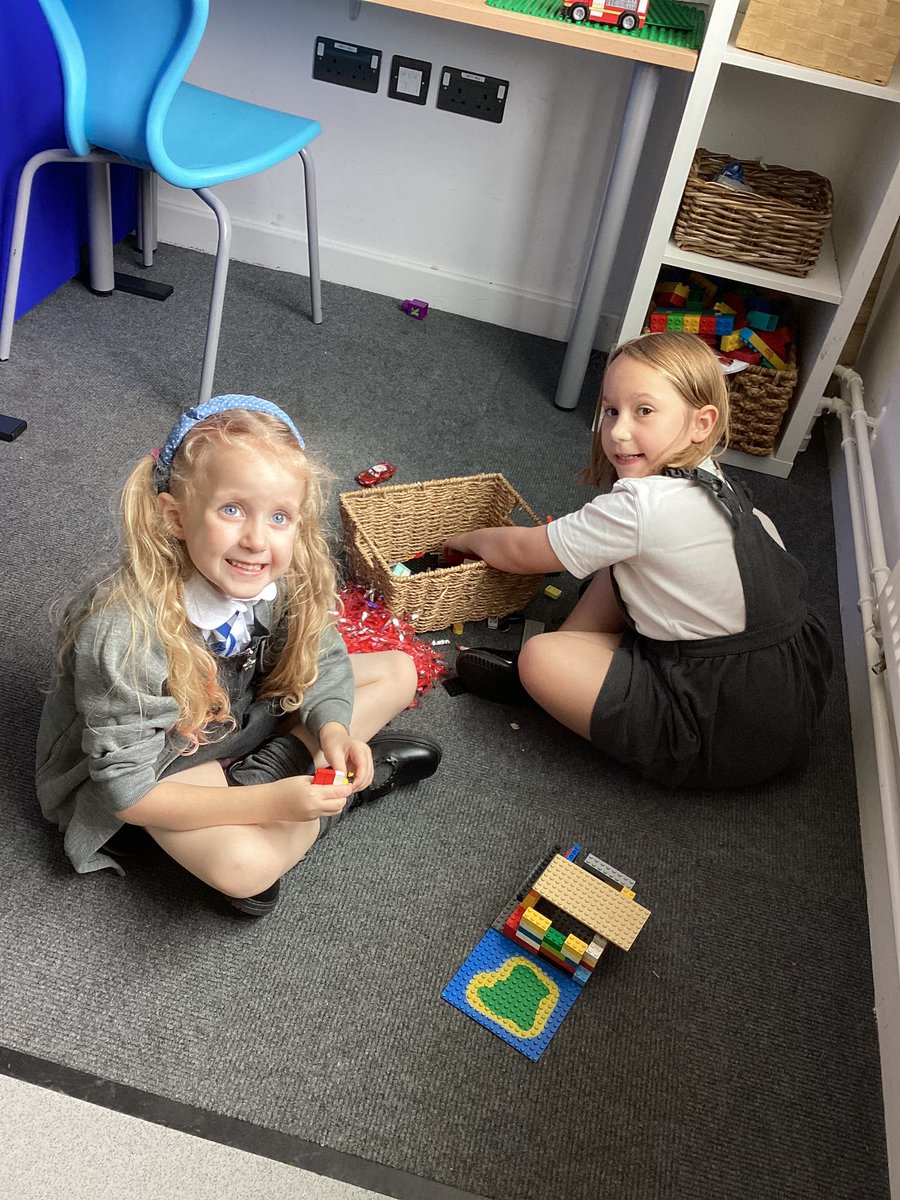 DeePointPine tweet media