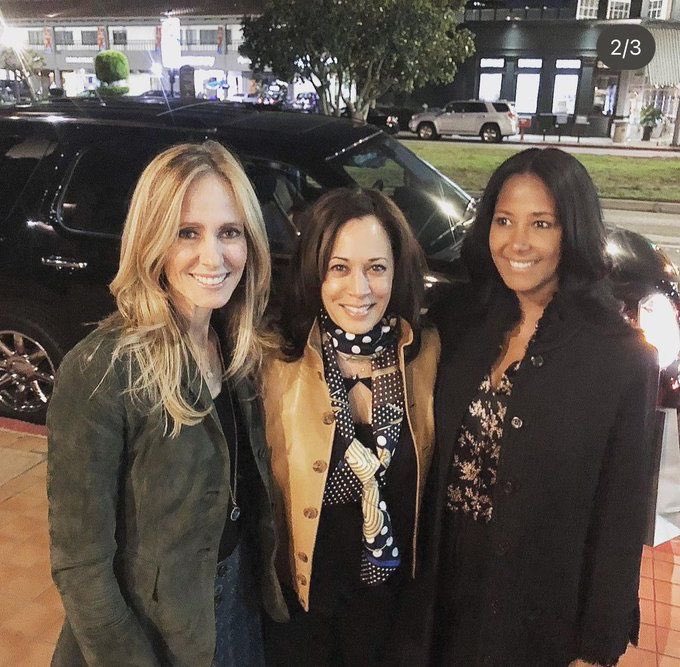 libsoftiktok's tweet image. ABC moderator admits they only planned fact-checking for Trump.

Also here’s Kamala with her friend Dana Walden who oversees ABC News.