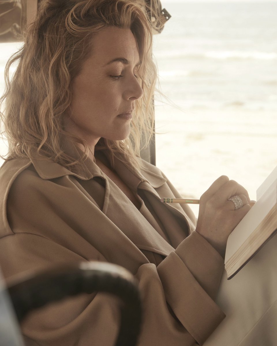MichaelKors's tweet photo. Easing into fall. #KateWinslet wears pieces from the Fall/Winter 2024 #MichaelKorsCollection for her feature in @BazaarUK. She https://t.co/DwDGuWh7GL