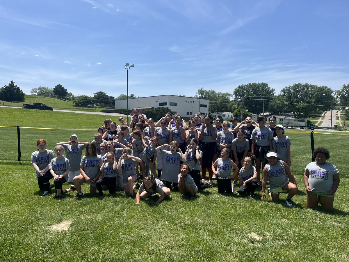 Calling ALL Future BEAST 🥎 Players! We would like to invite you ALL to Join us!! 
📅 Tuesday Sept 24th
⏰Arrive at 6pm Game Starts at 6:30pm 
📍Lied Activity Center 
💲It’s Free 

docs.google.com/forms/d/e/1FAI…