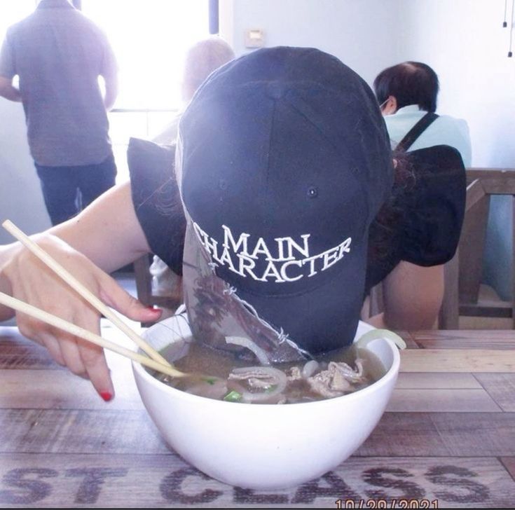 Rogue Fashion tweet media