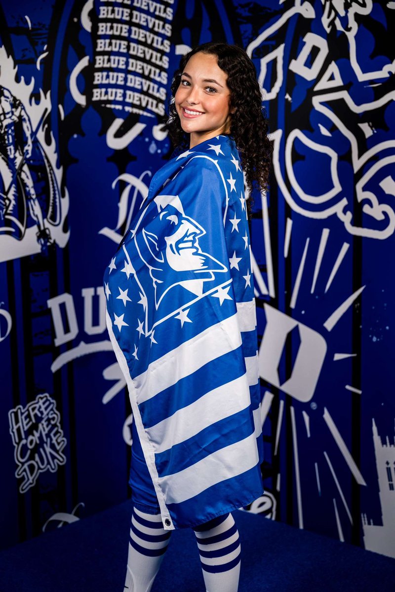 SiennaCaro's tweet photo. GO BLUE DEVILS 💙😈 #bleedblue #committed https://t.co/tiFrKXSl3r