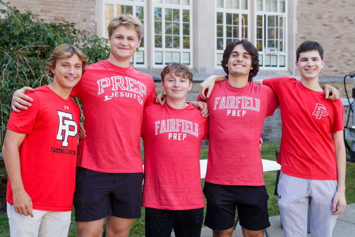 fairfieldprep's tweet image. Thank you to everyone who came out to the Kickoff in the Quad this past Friday, including Prep friends, family, and our amazing caterers. We had a blast 🎉 and hope to see you all again soon! 🙌🎊🏈

#BeIgnited #OurCommonHome #AMDG #PREPforLife