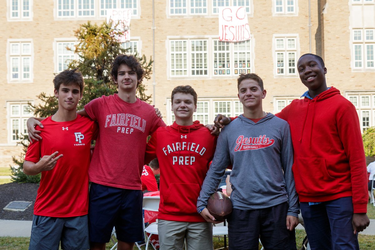 fairfieldprep's tweet image. Thank you to everyone who came out to the Kickoff in the Quad this past Friday, including Prep friends, family, and our amazing caterers. We had a blast 🎉 and hope to see you all again soon! 🙌🎊🏈

#BeIgnited #OurCommonHome #AMDG #PREPforLife