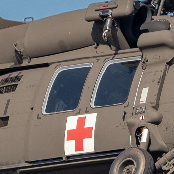 KB1JHU's tweet image. Here is 23-21272 at the factory with regular windows

🧵2/4

#dustoff #medevac #HH60M #Sikorsky