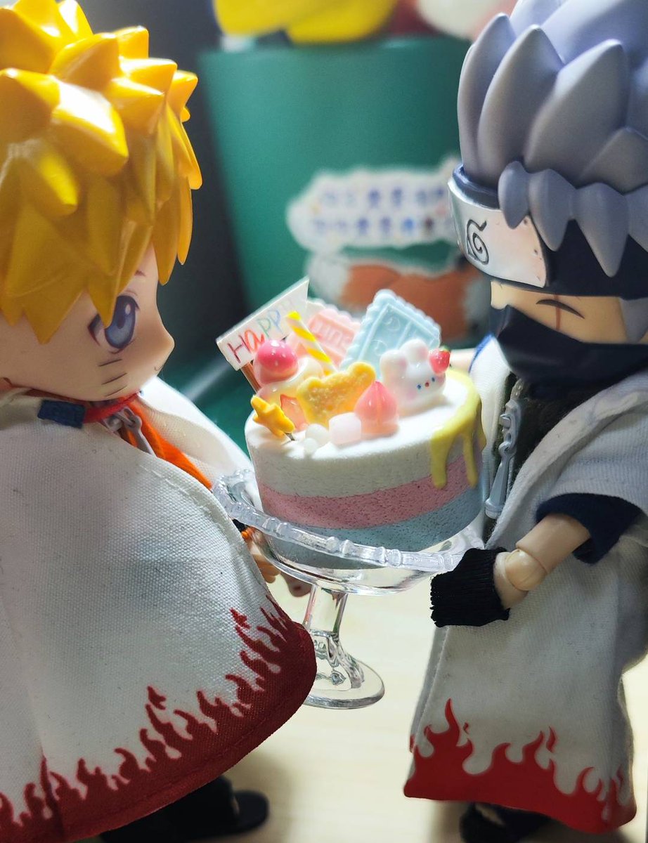 #はたけカカシ生誕祭2024 
お誕生日おめでとう、カカシ先生!