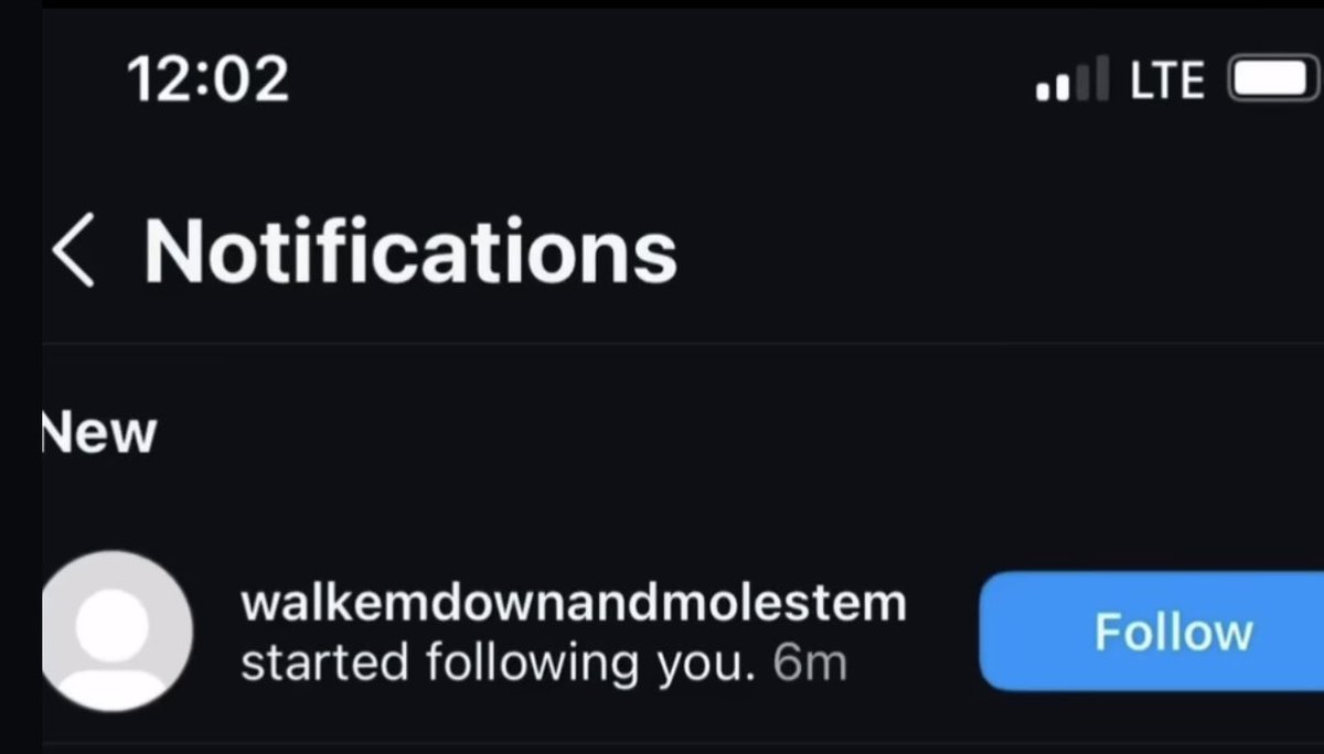Smokinindoor's tweet photo. Who tf just followed me on ig 😭 https://t.co/KwkZAMHn6W