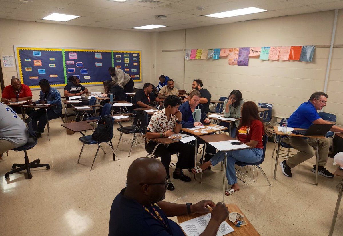 s3strategies's tweet image. 👋 @AldineISD! It was AWESOME working w/ @AldineHistory! Our #PL focus:📝Captivate student interest from the start; mastering content &amp;amp; processing skills that equip students to become independent thinkers 🤔 &amp;amp; deepening comprehension! 🧐Thinking &amp;amp; #Doing is the 🔑 w/ #s3!